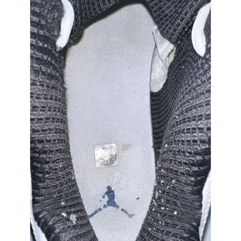 Size 17- Air Jordan Jumpman Team 2 Midnight Navy